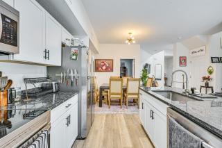 Tampa North Aero Park Townhome: Near Downtown! - 2