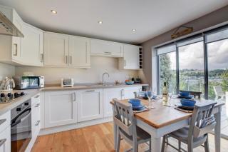 3 Bed in Kingswear oc-bc1104 - 7