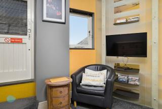 3 Bed - Sutton House Apartments by Smart Welcomes - 2