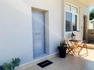 Nefele - Athens Airport Home - 1