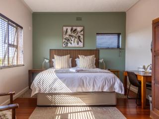 Harewood Lodge - 4