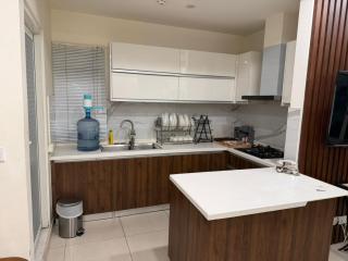 The Elysium Apartments with Views - 2