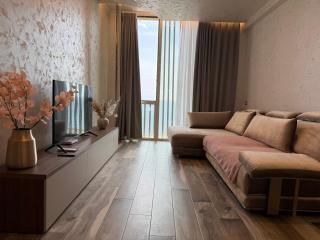 Green Coast Apartment - 0
