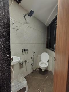 HOTEL EARTH INN, Ahmedabad - 4