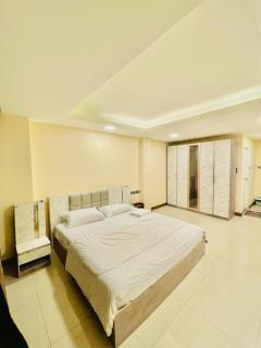 122 Home near Baiyoke Sky Tower - 8