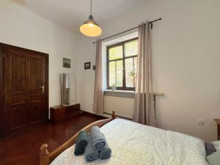 Lumberjack suite - Comfortable sleep up to 9 people with 2 bathrooms - 5