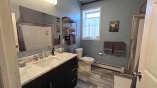Unit 202 2 bedrooms - 4