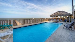 Bay Haven w Shared Boat Dock Waterfront Pool Big Trout by AvantStay - 9