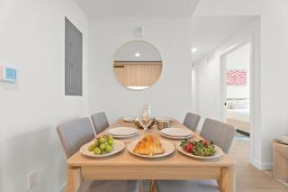 2BR 2BA Perfect Unit Free Parking - 4