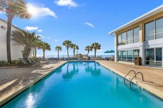 Sand and Sun Resort View King Room 3rd Floor - 3