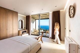 Monkey Luxury Villa, Dhermi Beach - Sea View, Jacuzzi, Free Parking and More - 2