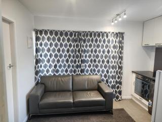 Entire flat next to park, close to uni, & city - 8