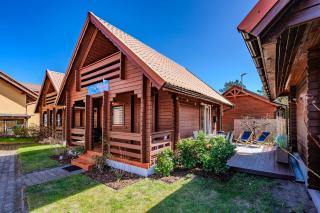 Nowoczesny domek z klimatyzacją i tarasem, blisko plaży Stegna House - 1
