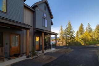 New Rowhome in Suncadia Social with Pool Access! - 9