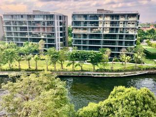 Quiet 1BR River Front Oasis 15 minutes to Sky Train - 2