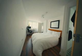Cosy New Build House 10 min walk from city centre - 9