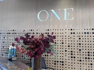 Deluxe on One - 6
