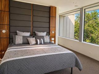 Upstairs Space - 2