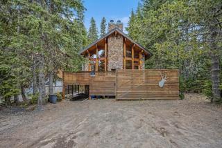 Mule Deer - Luxury Mount Hood Chalet - 5