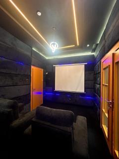 Executive 4 Bedroom Duplex with Cinema at Peter Odili - 5