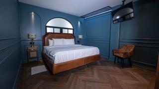 The Oxford Suite with bathtub - 7