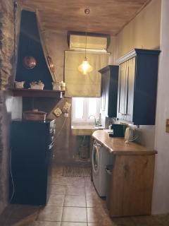 ZERVOU House - 1