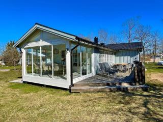5 star holiday home in FÄRJESTADEN - 0