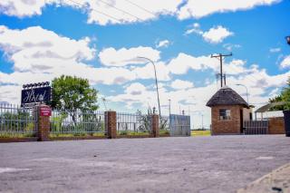 Airport Hotel Maun - 1