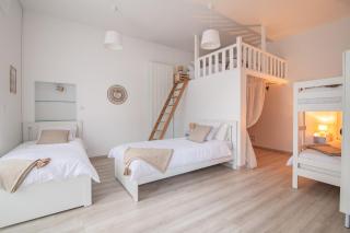 Gîte de l'Esplanade-18 min du Puy du Foù-Ventilateurs- Billard- Baby-foot-Fléchettes-Grande maison de bourg spacieuse de 200m2- Famille-Amis-Groupe - 3