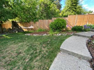 Basement Apartment w/ Hot Tub & Bombshelter! - 7