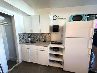 Modern Retreat Near Hollywood Beach and Boardwalk 106-1 - 7