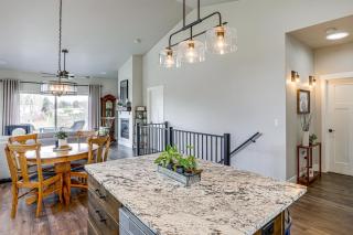 Next to Public Golf Course! Kalispell Townhome - 1