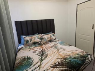 One Bedroom Apartment B - 6
