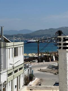 Connie's Sea Side Apartment 2B - 5