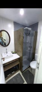 Lindo studio na quadra da praia Copacabana - 2