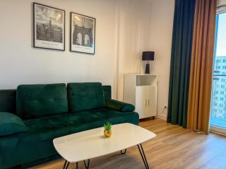 Apartamenty Wola Tower - 3