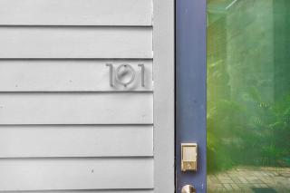 The Moon Quonset Hut Vacation Rental Heated & Chilled Pool - 4