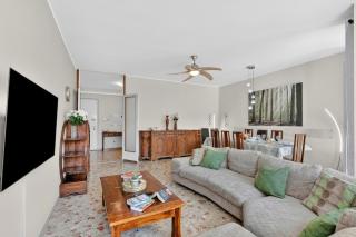 Riva Dante Apartment - Happy Rentals - 8
