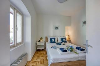 Old Bay Leave Town Apartment - Happy Rentals - 2