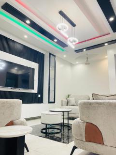 Rexa luxury Apartment - 4