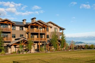 Palisades Lodge Suite 307 - 9