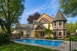 Private 5BR Farmhouse Pool Sleeps 12 Family - 0