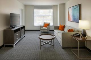 Courtyard by Marriott across Universal Orlando - 4