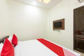 Hotel O Manjulam Regency - 2