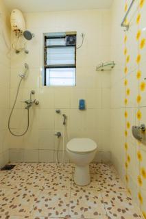 Airy 2 BHK At Coco Loco Colva Steps Away From The Sand - 8