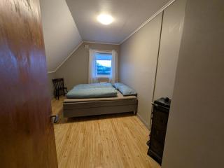 OldWood house - City center - 3 queens - 4