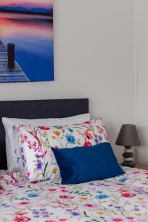 The Retreat Bright 2 Bed Holiday Flat - 9