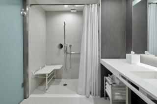 AC Hotel by Marriott Durham Duke University - 9