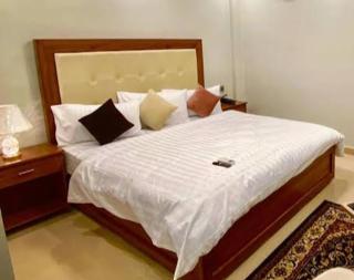Karachi comfort inn - 4