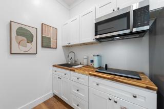 The Adventurer’s Micro Studio at Beachview - 2